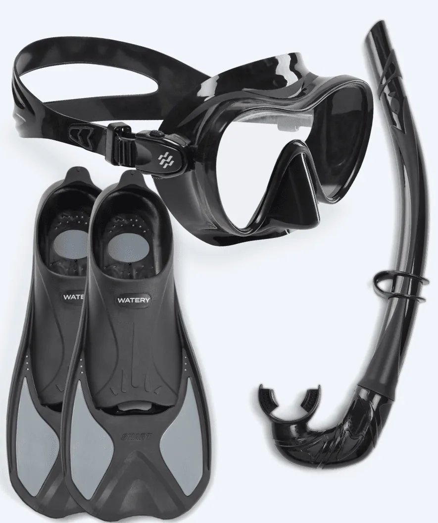 Watery Pike/Cliff-set med cyklop, snorkel och korta fenor
